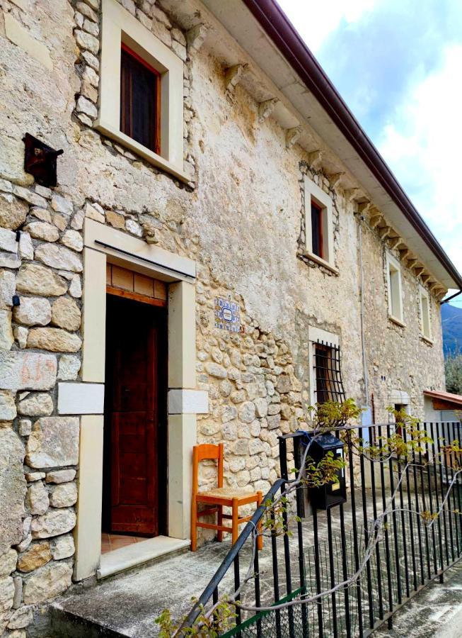 Ai Limiti • 67 • Stonehouse Guest House Palombaro Eksteriør bilde