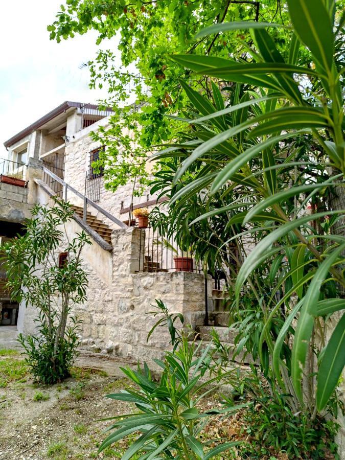 Ai Limiti • 67 • Stonehouse Guest House Palombaro Eksteriør bilde