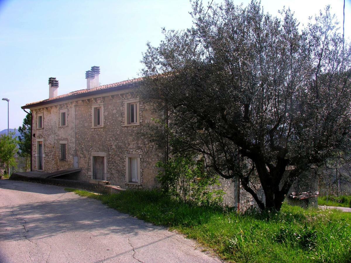 Ai Limiti • 67 • Stonehouse Guest House Palombaro Eksteriør bilde