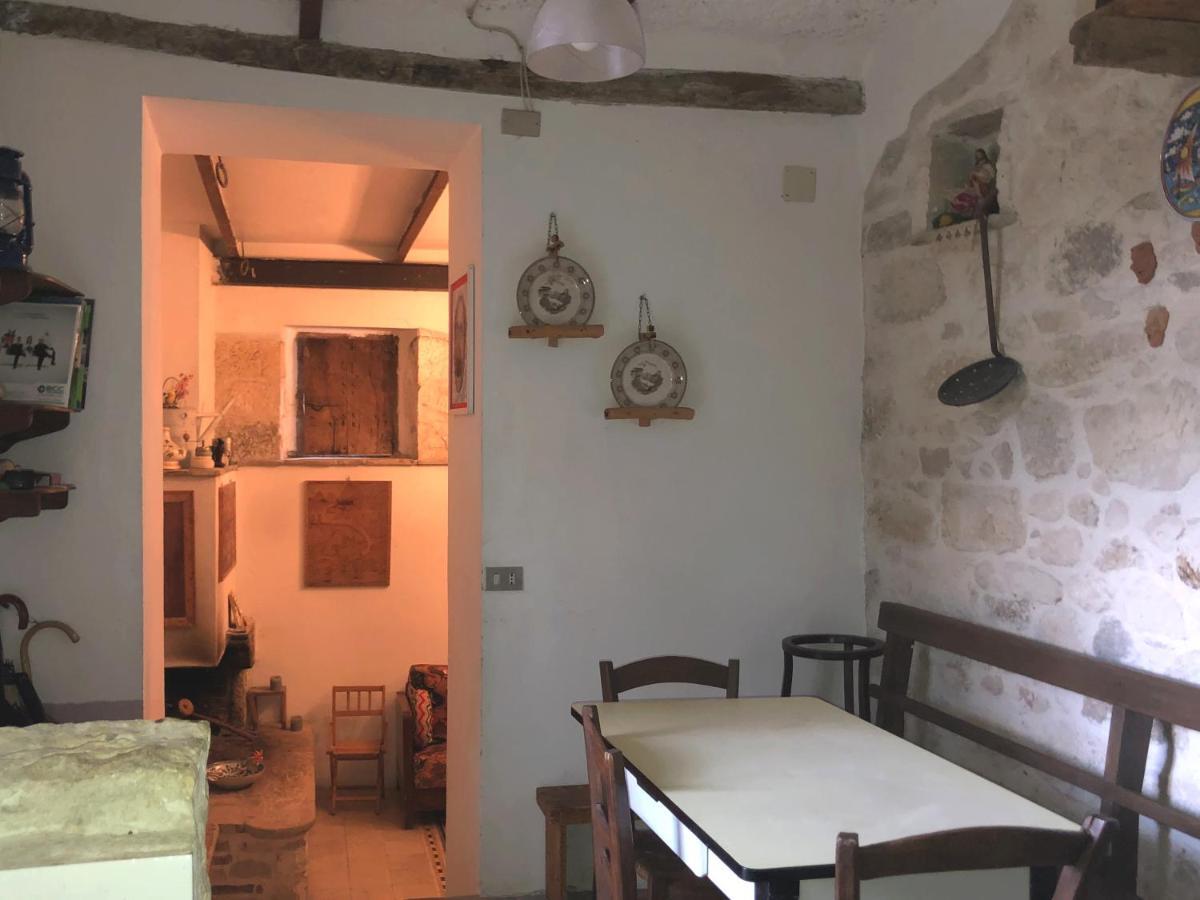 Ai Limiti • 67 • Stonehouse Guest House Palombaro Eksteriør bilde